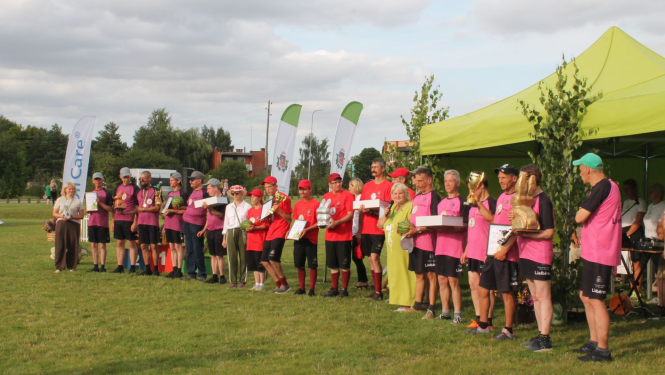 Pasākuma dalībnieki apbalvošanas ceremonijā