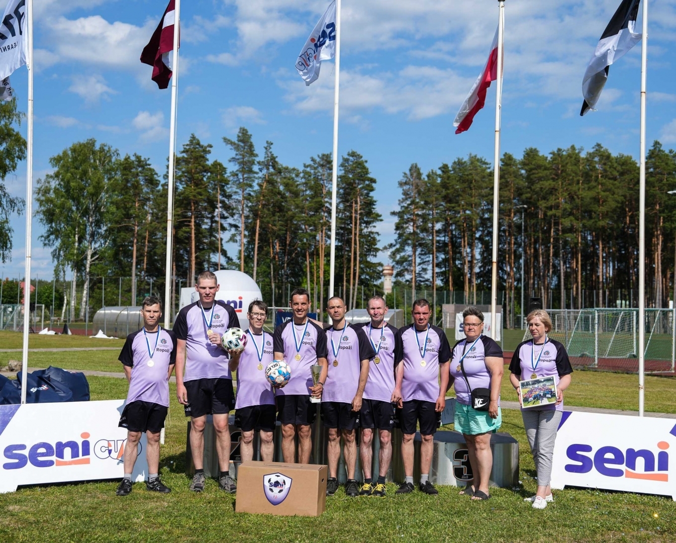 seni_cup_ropazi_1