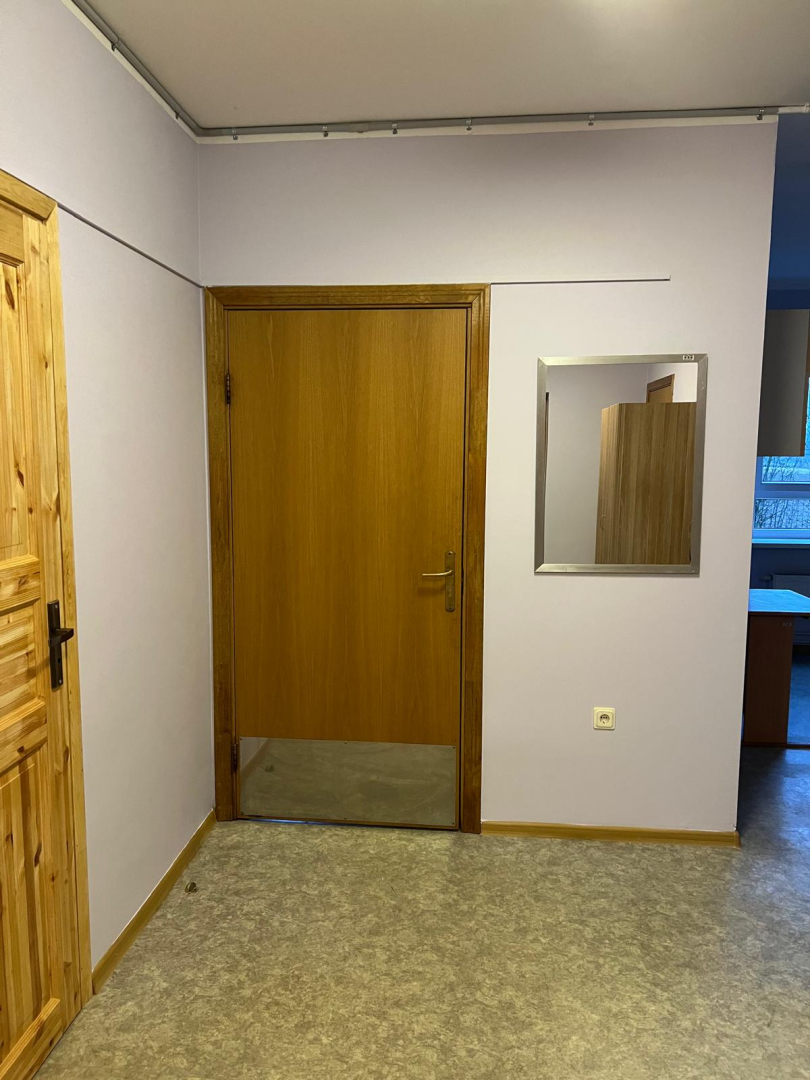 Telpa pēc remonta. Gaišas sienas