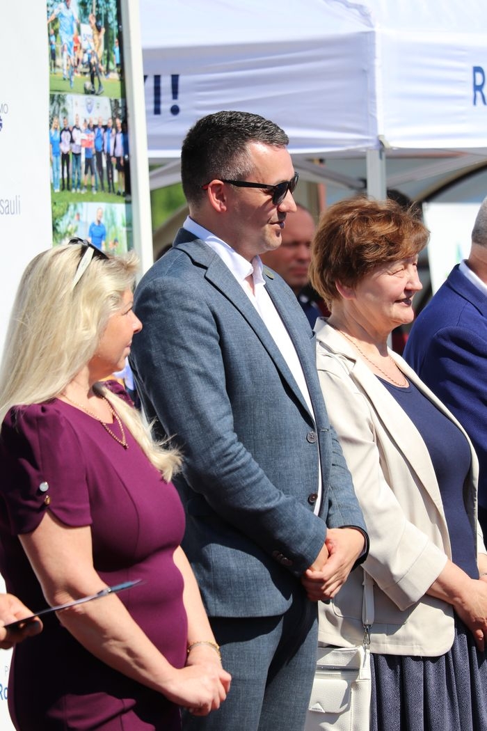 Iestādes direktors svinīgajā pasākuma daļā