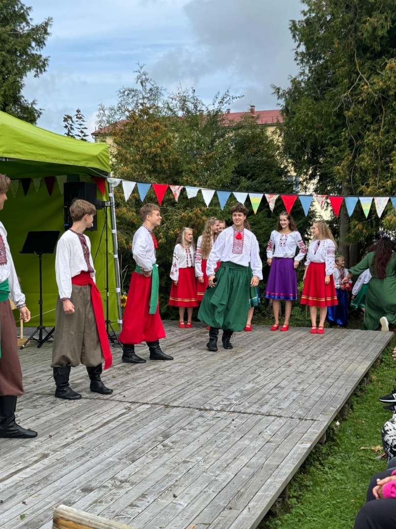 Ukraiņu dejas