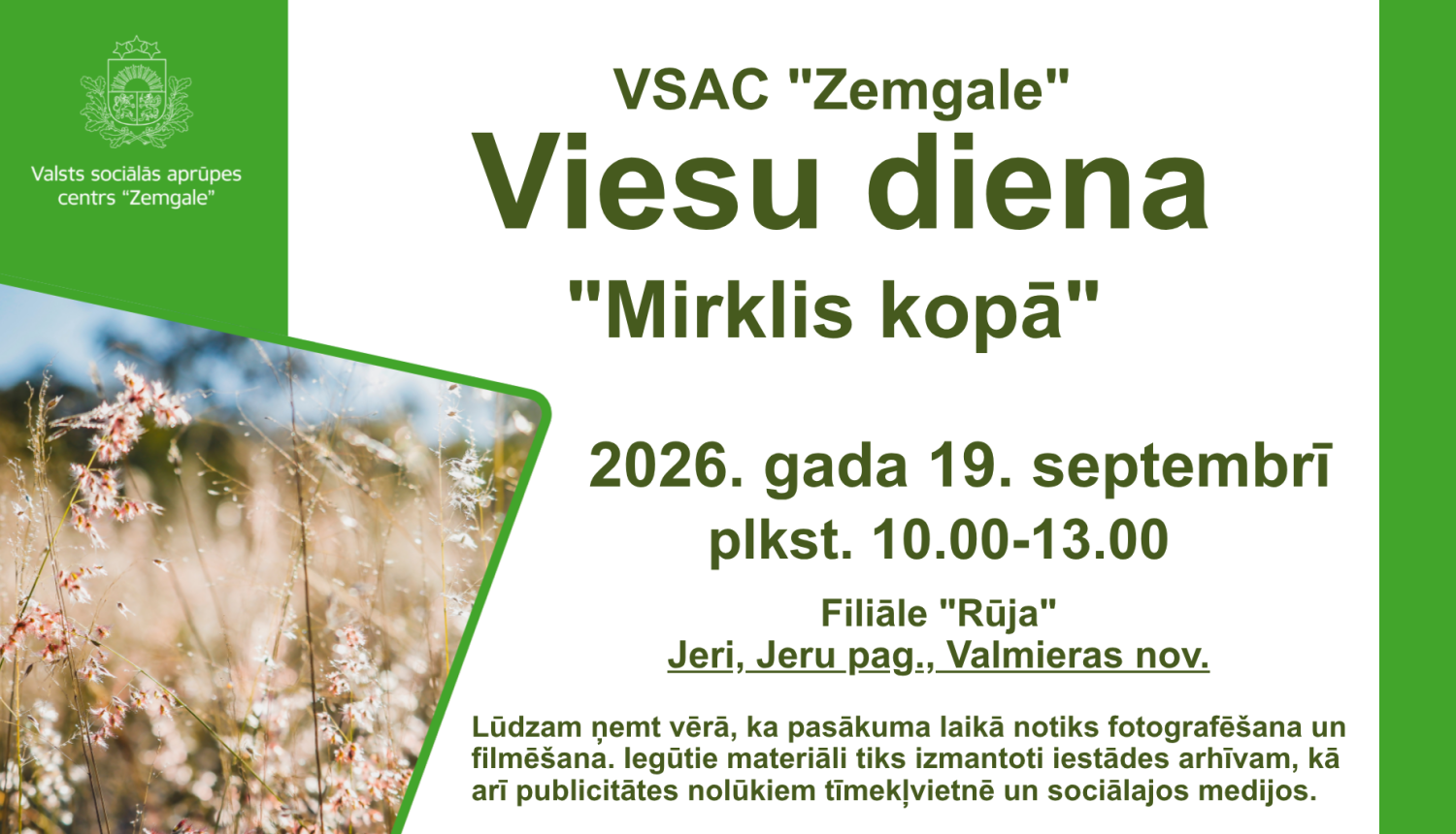 Viesu dienas afiša ar krēmīgiem pļavas ziediem