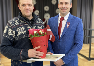 Direktors ar darbinieku