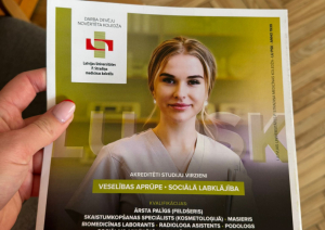 Informatīvais koledžas buklets par studiju iespējām