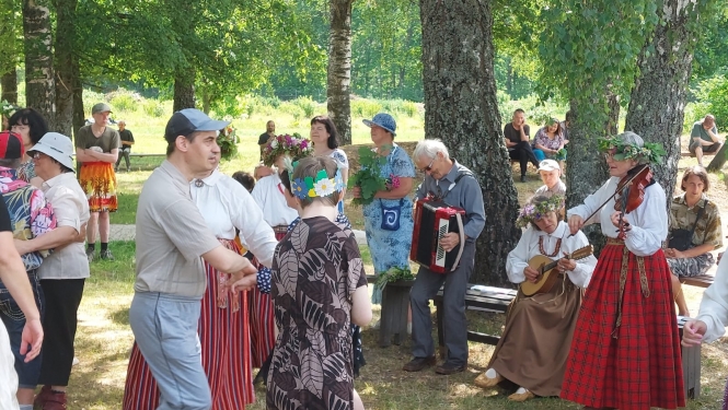 vasaras_saulgriezi_2023_filiale_ropazi_8