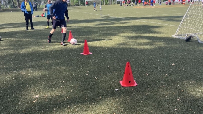 Seni Cup 2024 dalībnieki spēlē
