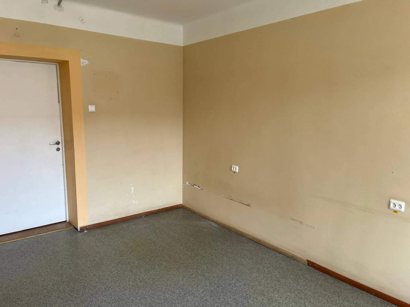 Istaba pirms remonta veikšanas