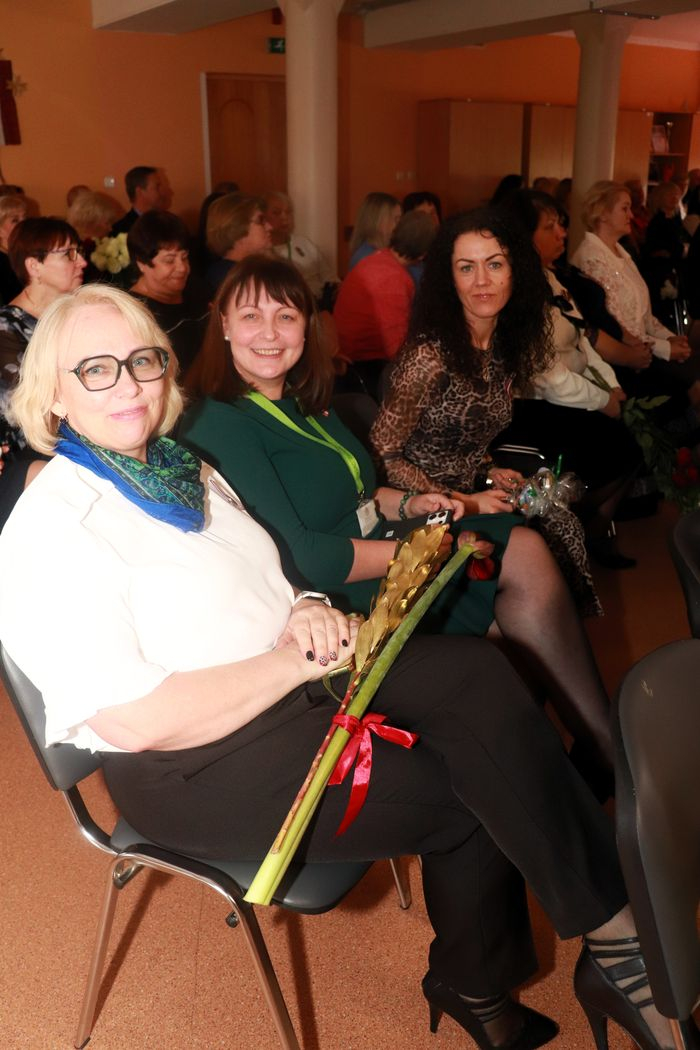 Pasākuma dalībnieki zālē