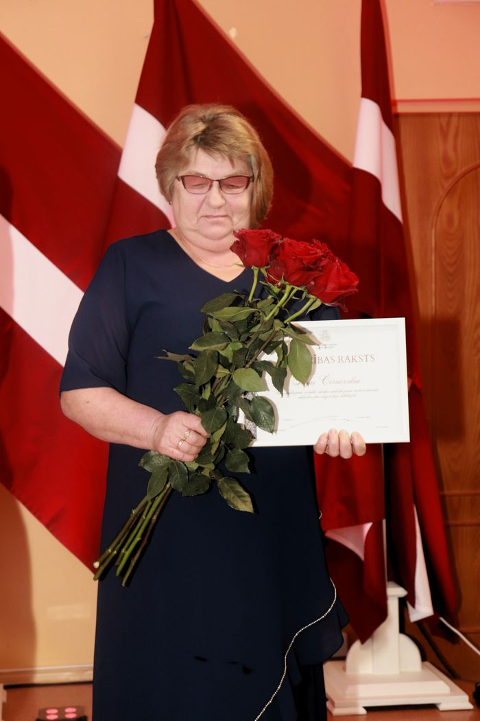 Apbalvojumu saņēmušais darbinieks 