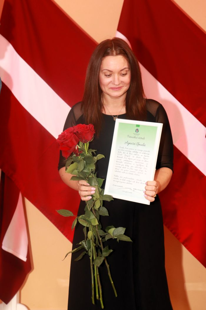 Apbalvojumu saņēmušais darbinieks