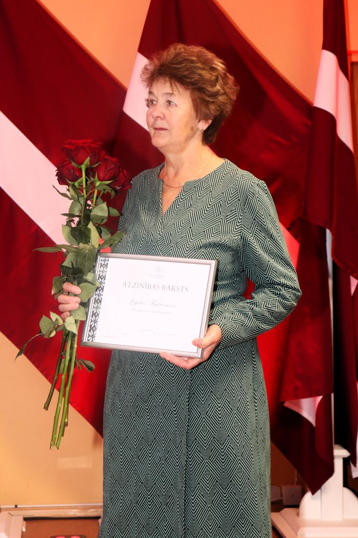 Apbalvojumu saņēmušais darbinieks 