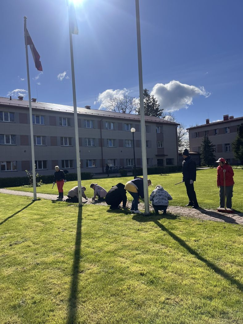 Talkas diena. Tiek sakopta filiāles apkārtne