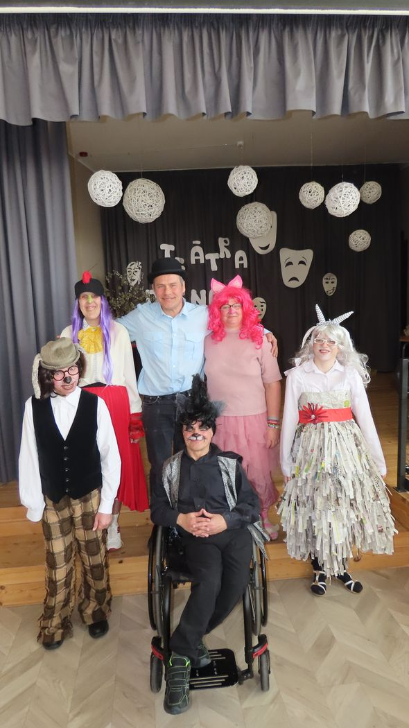 Pasākuma dalībnieku kolektīva kopbilde