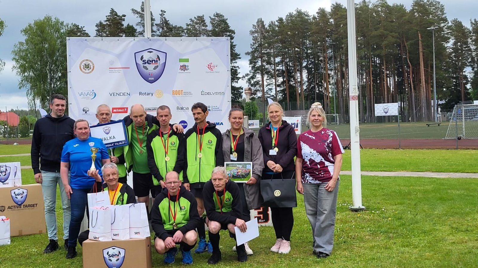 Seni Cup dalībnieku no valsts sociālās aprūpes centra Zemgale kopcilde