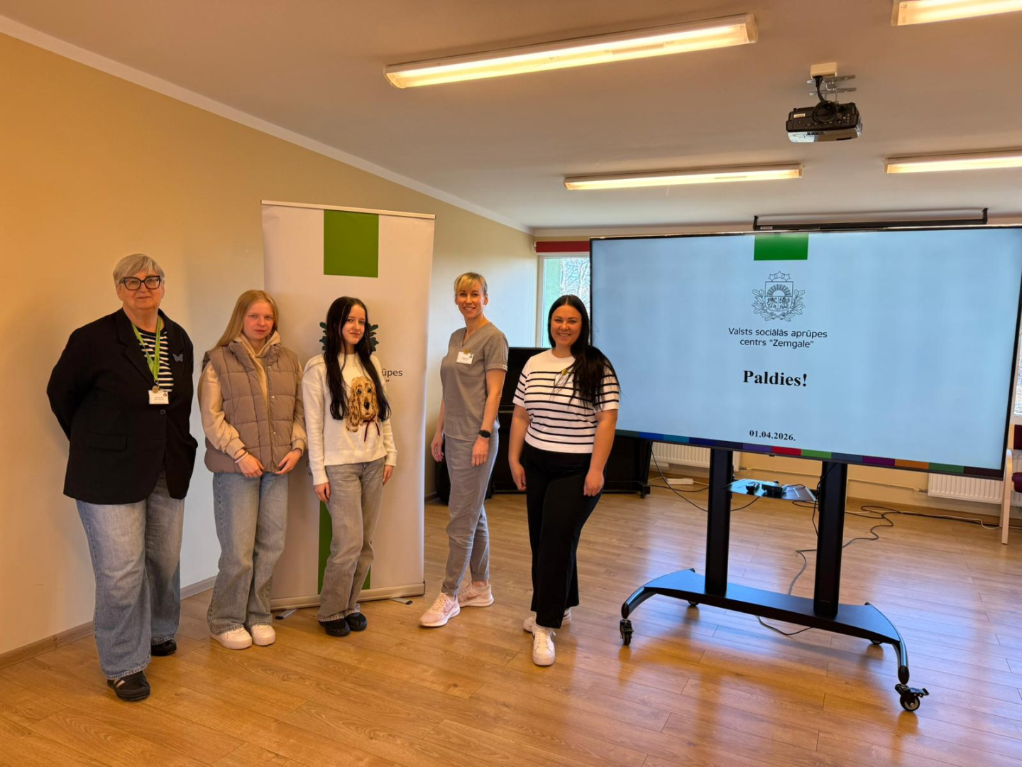 Jaunieši un darbinieki