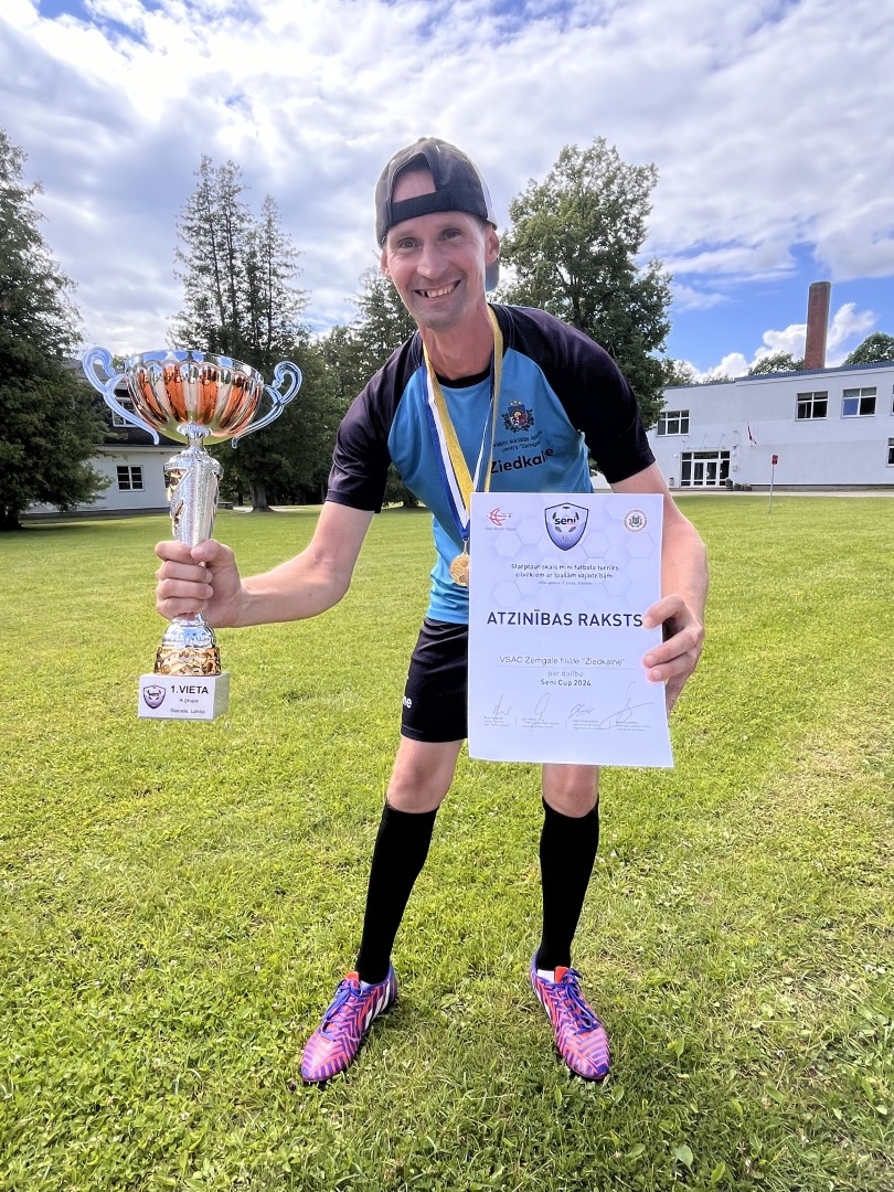 Seni Cup 2024 dalībnieks