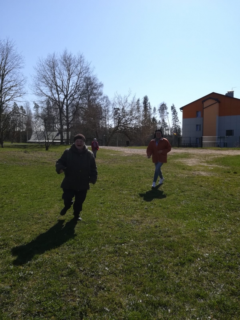 Putnu spēle