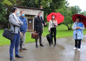 Direktors ar būvniekiem
